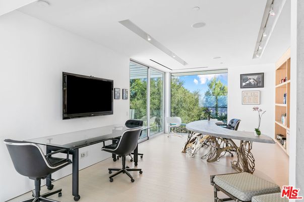 Home Office, Interior, Recessed Lighting, Wood Texture Flooring