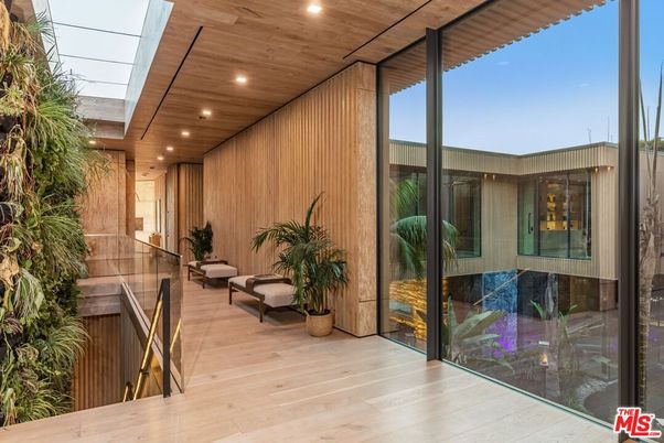 Interior, Recessed Lighting, Wooden Ceilings, Wood Texture Flooring, Wooden Walls