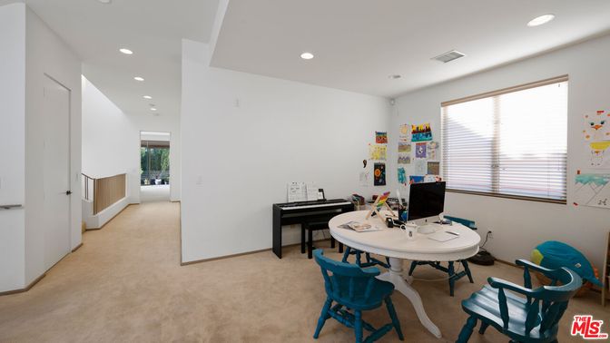 Interior, Piano, Recessed Lighting