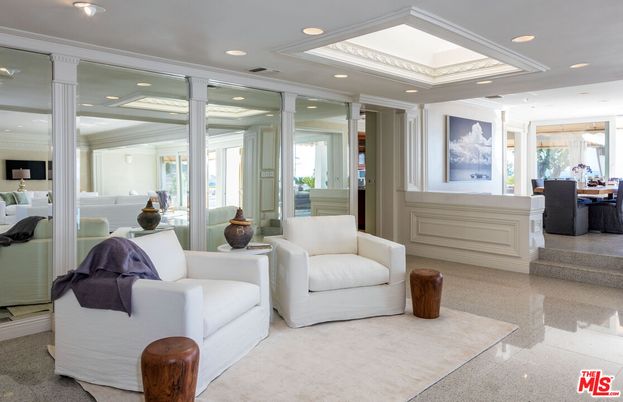 Dining room, Interior, Living room, Recessed Lighting