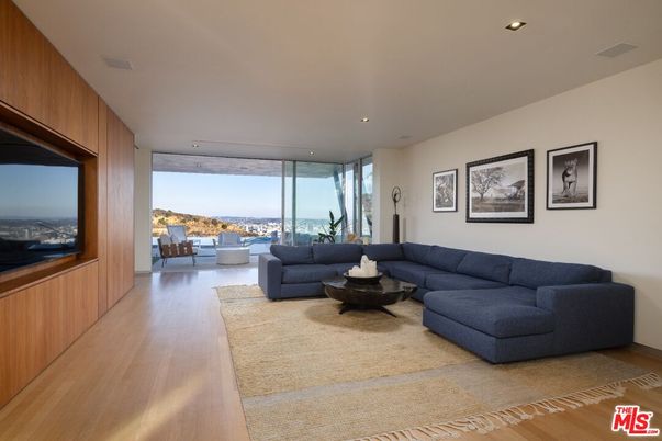 Interior, Living room, Recessed Lighting, Wood Texture Flooring, Wooden Walls