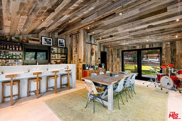 Interior, Recessed Lighting, Wooden Ceilings