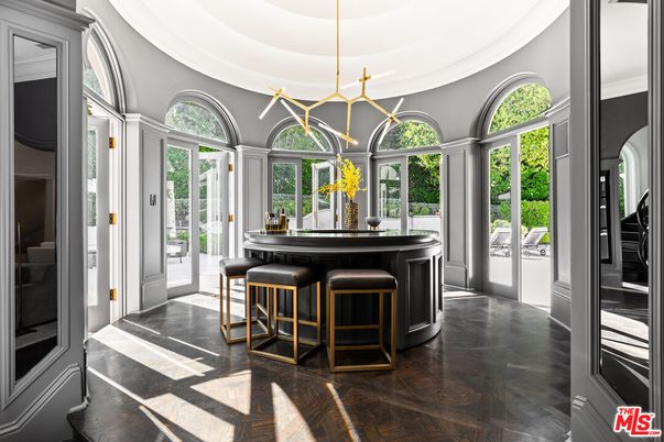 Interior, Pendant Lights, Sun Room, Wood Texture Flooring