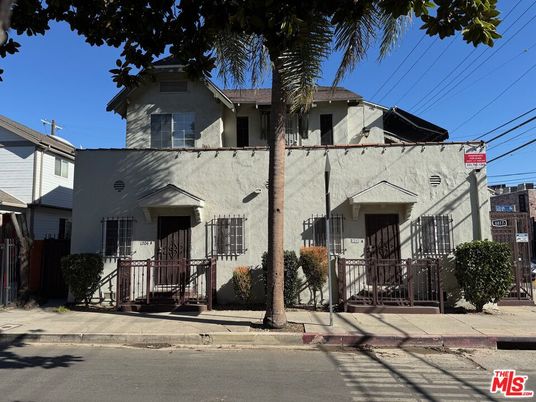 Exterior, Facade, Spanish Mediterranean