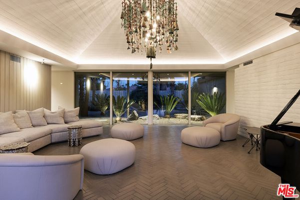 Interior, Living room, Pendant Lights, Stone Walls, Wood Texture Flooring
