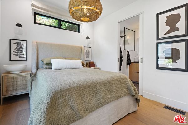 Bedroom, Interior, Pendant Lights, Wood Texture Flooring