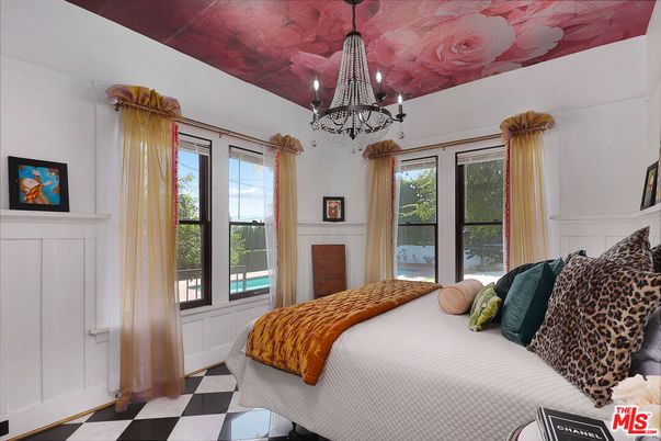 Bedroom, Chandelier, Interior