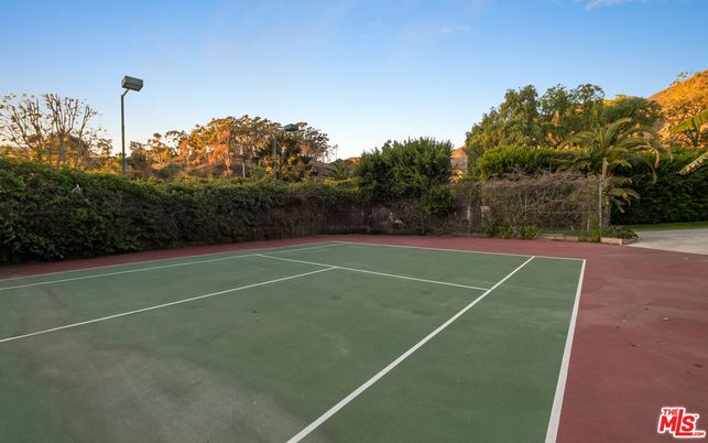 Exterior, Tennis Courts