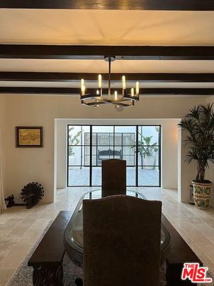 Chandelier, Dining room, Interior
