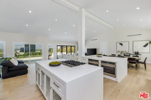 Dining room, Interior, Kitchen, Recessed Lighting, Wood Texture Flooring