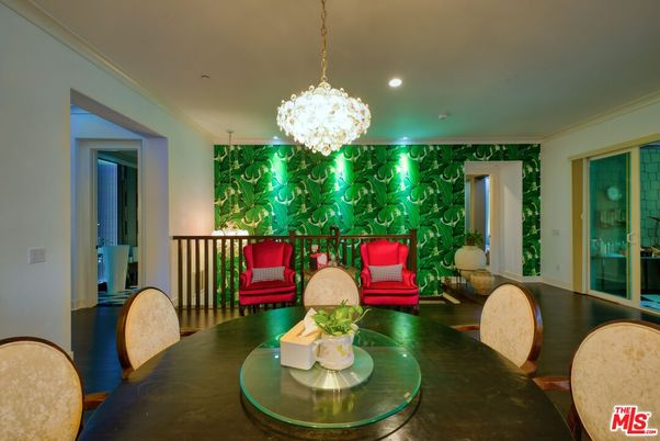 Chandelier, Dining room, Interior, Living room, Recessed Lighting, Wood Texture Flooring