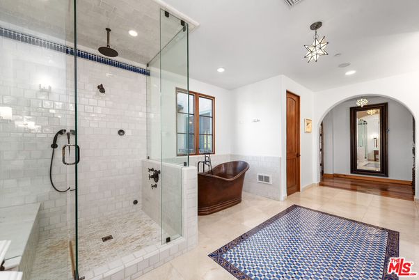 Bathroom, Glass Shower, Interior, Pendant Lights, Recessed Lighting