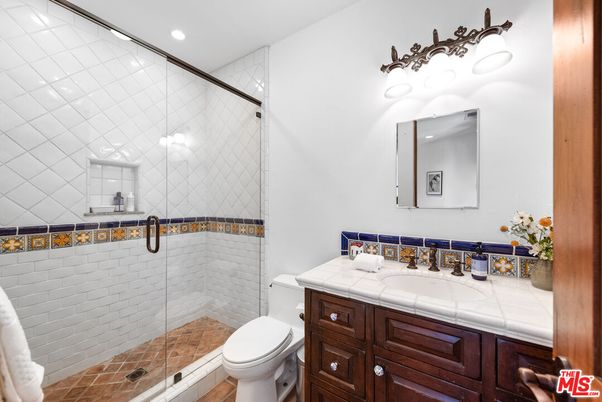 Bathroom, Interior, Recessed Lighting, Tile Countertops