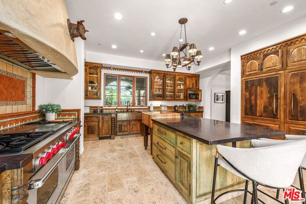 Chandelier, Interior, Kitchen, Recessed Lighting