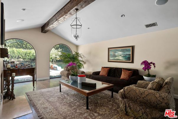 Interior, Living room, Pendant Lights, Recessed Lighting, Wooden Beams, Wood Texture Flooring
