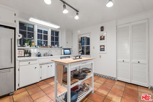 Interior, Kitchen