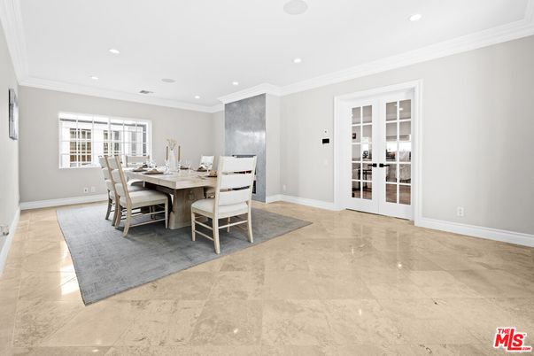 Dining room, Interior, Recessed Lighting