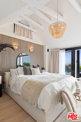 Bedroom, Chandelier, Interior, Pendant Lights, Wood Texture Flooring