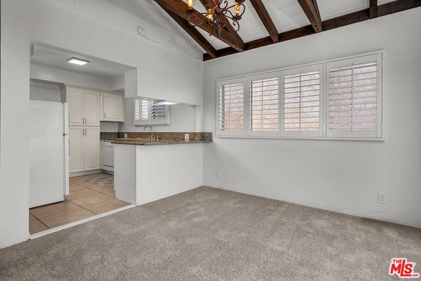 Chandelier, Empty room, Interior, Kitchen, Wooden Beams
