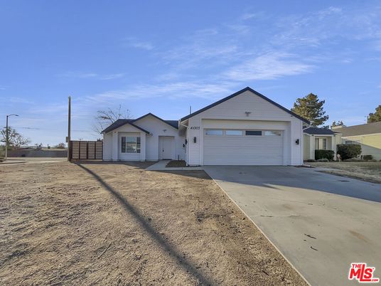 Attached, Backyard, Exterior, Facade, Ranch