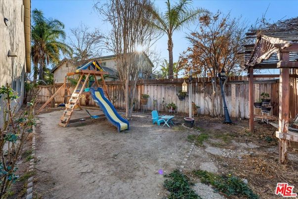Backyard, Exterior, Playground