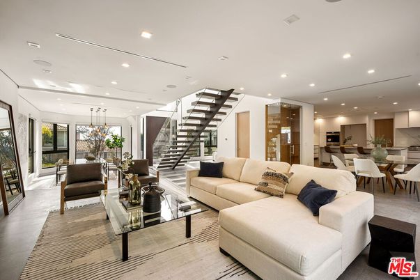 Dining room, Interior, Kitchen, Living room, Pendant Lights, Recessed Lighting