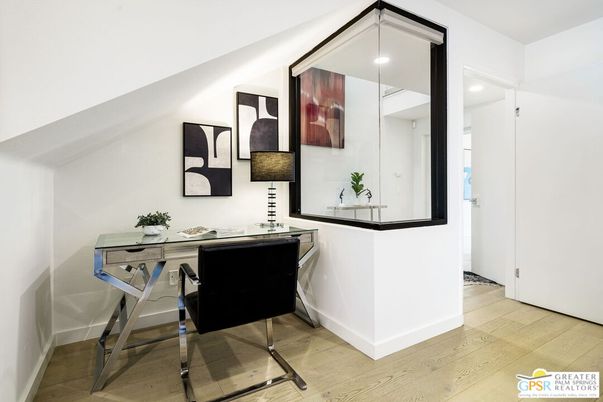Home Office, Interior, Recessed Lighting, Wood Texture Flooring