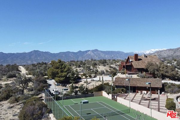 Exterior, Tennis Courts