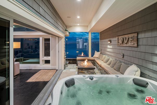 Exterior, Fireplace, Hot Tub, Interior, Recessed Lighting