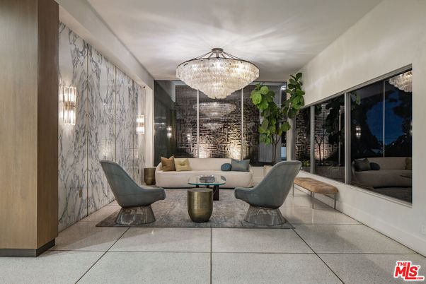 Chandelier, Interior, Living room