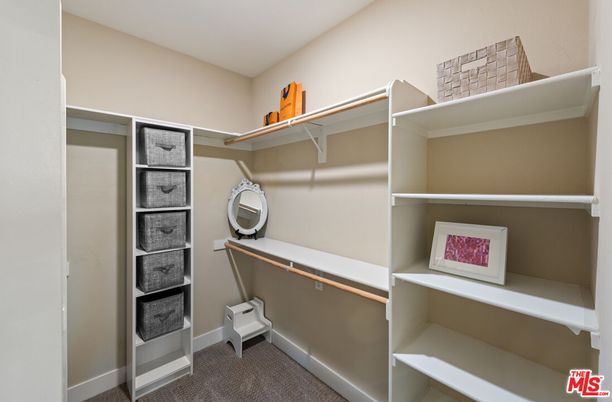 Interior, Walk-in Closets