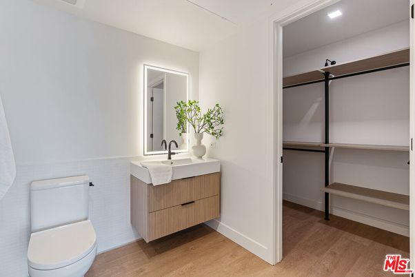 Bathroom, Interior, Recessed Lighting, Wood Texture Flooring