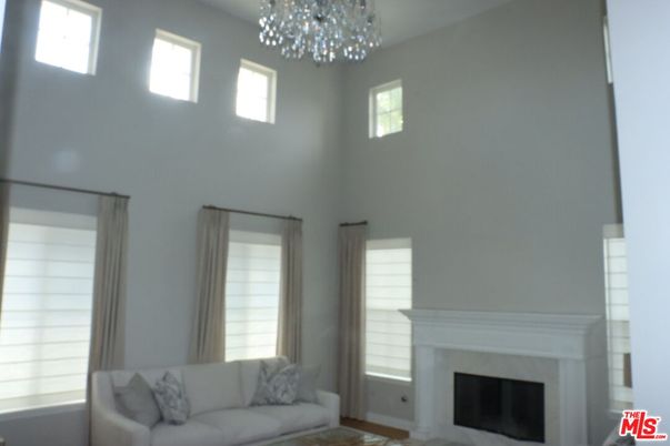 Chandelier, Fireplace, Interior