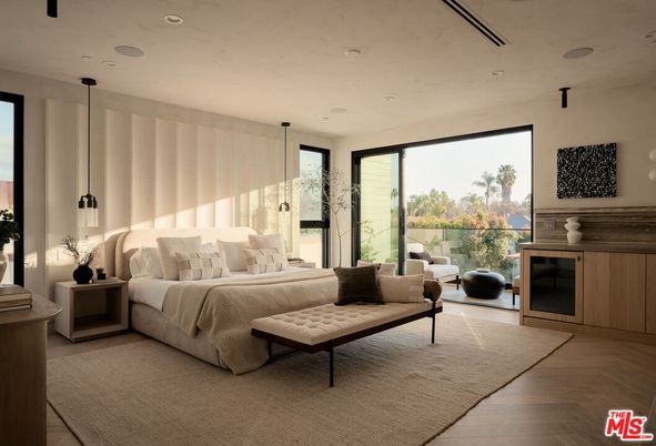 Bedroom, Interior, Pendant Lights, Recessed Lighting, Wood Texture Flooring