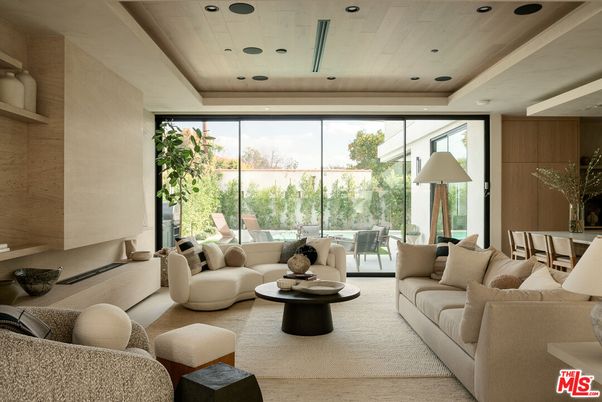 Fireplace, Interior, Living room, Recessed Lighting