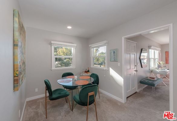 Dining room, Interior, Recessed Lighting