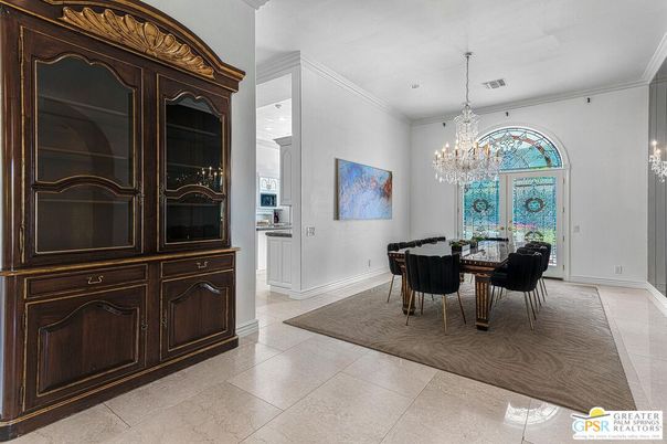 Chandelier, Dining room, Interior
