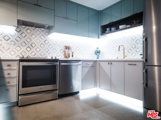 Interior, Kitchen, Stainless Steel Appliances