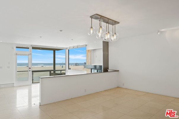 Empty room, Interior, Pendant Lights, Recessed Lighting, Water