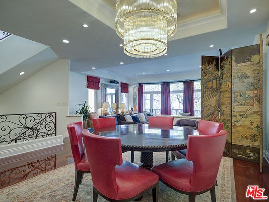 Chandelier, Dining room, Interior, Recessed Lighting, Wood Texture Flooring