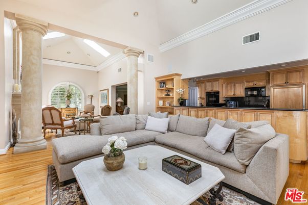 Dining room, Interior, Kitchen, Living room, Recessed Lighting, Stainless Steel Appliances, Wood Texture Flooring