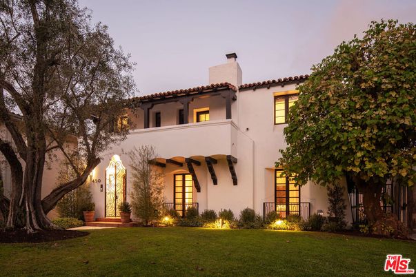 Backyard, Exterior, Facade, Spanish Mediterranean