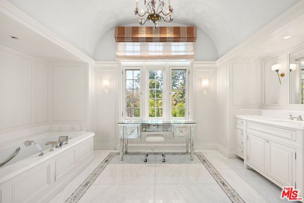 Bathroom, Chandelier, Interior, Recessed Lighting