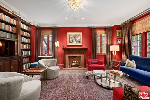 Fireplace, Interior, Living room, Recessed Lighting