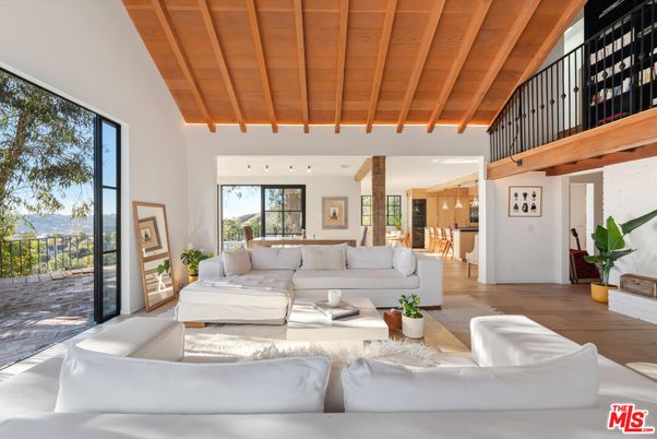Interior, Living room, Wooden Beams, Wooden Ceilings, Wood Texture Flooring