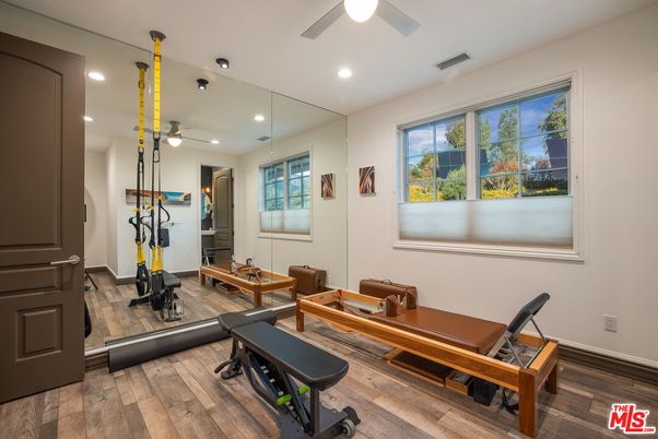 Fitness Equipment, Interior, Recessed Lighting, Wood Texture Flooring
