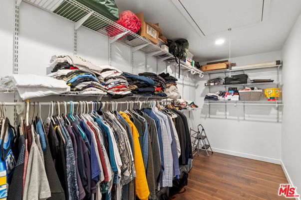 Interior, Recessed Lighting, Walk-in Closets, Wood Texture Flooring