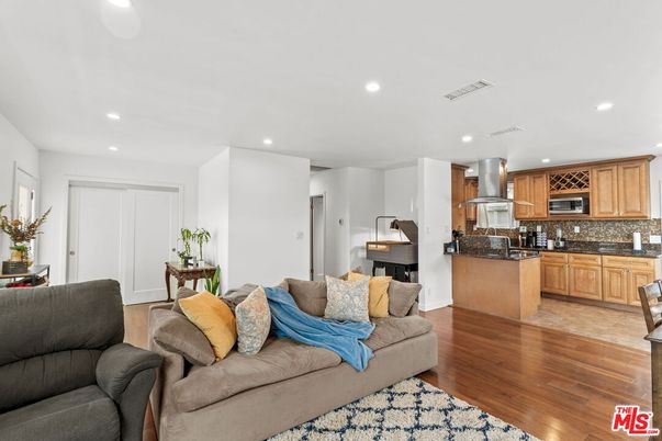 Interior, Kitchen, Living room, Recessed Lighting, Wood Texture Flooring