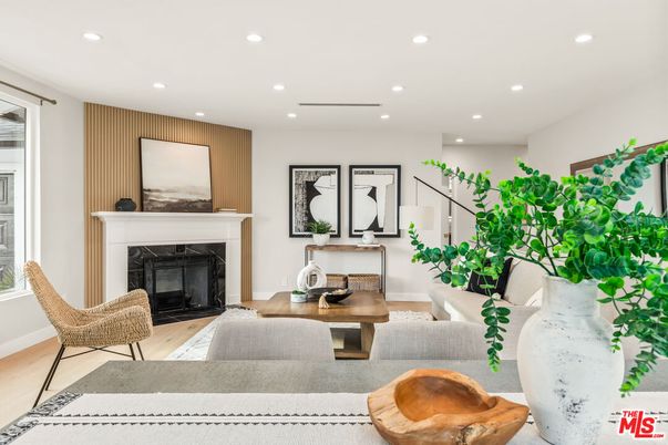 Fireplace, Interior, Living room, Recessed Lighting, Wood Texture Flooring