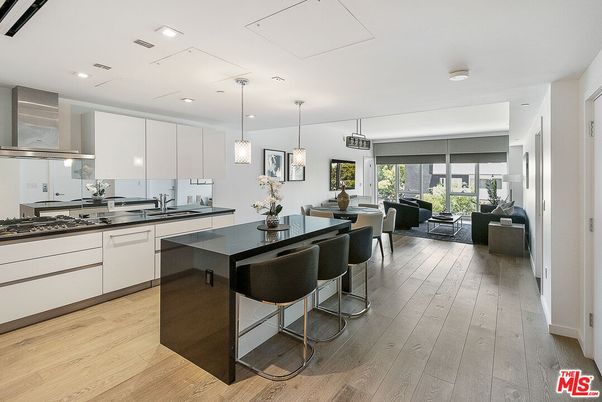 Dining room, Interior, Kitchen, Living room, Pendant Lights, Recessed Lighting, Wood Texture Flooring